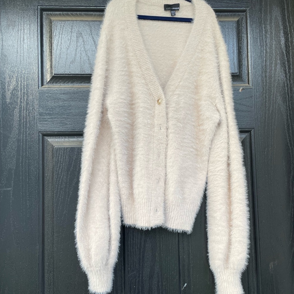 GUC Lucy Paris Cream Fuzzy Cardigan P2P:16” Length:21”